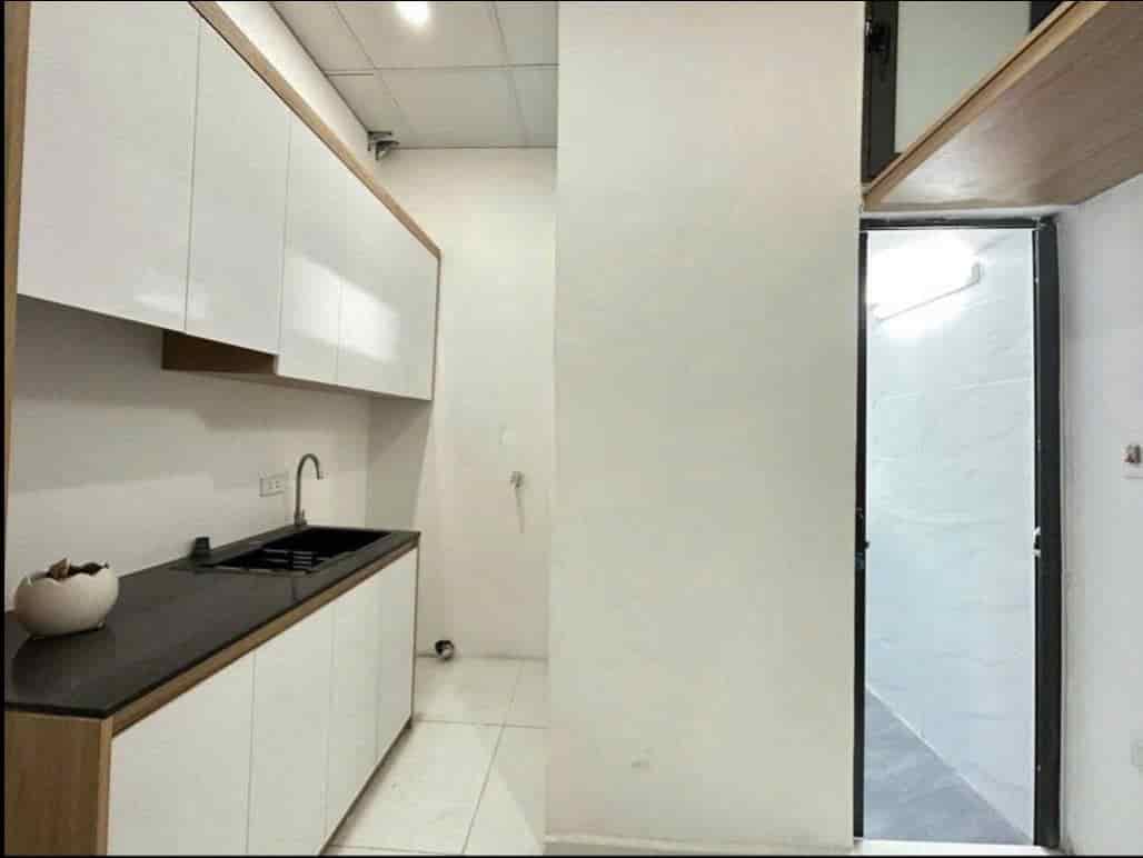 Cho thuê căn hộ Tập thể tầng 3 90 Phố Lò Đúc 40m2, Full đồ ở gđ, nhóm 3 người